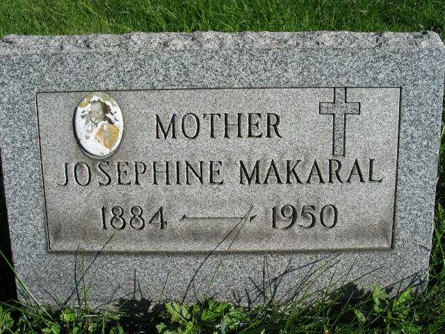 Josephine Makaral tombstone